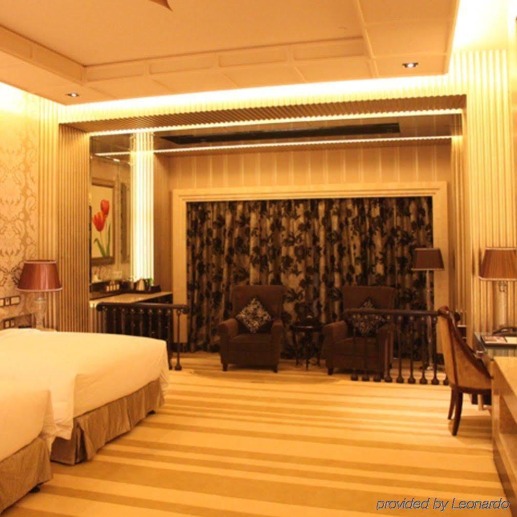 Chateau Star River Taiyuan Rum bild