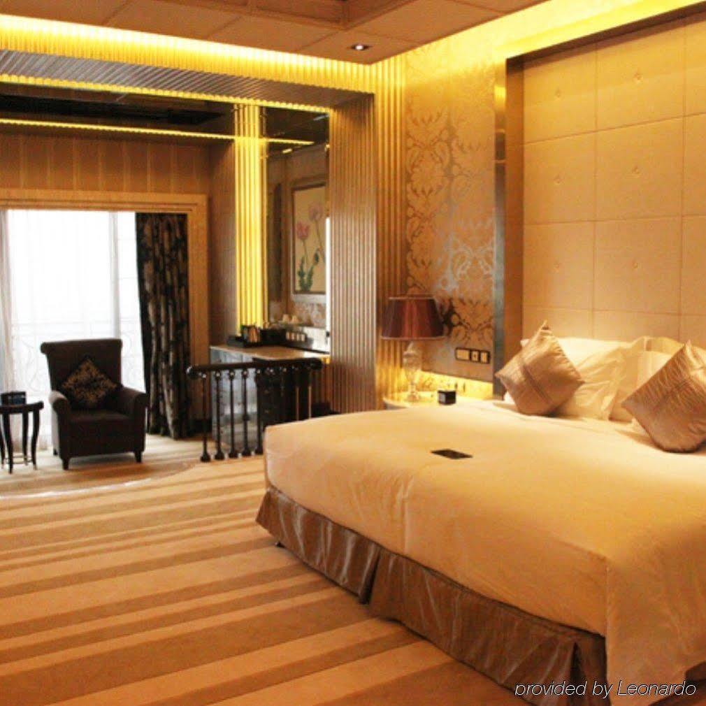 Chateau Star River Taiyuan Rum bild
