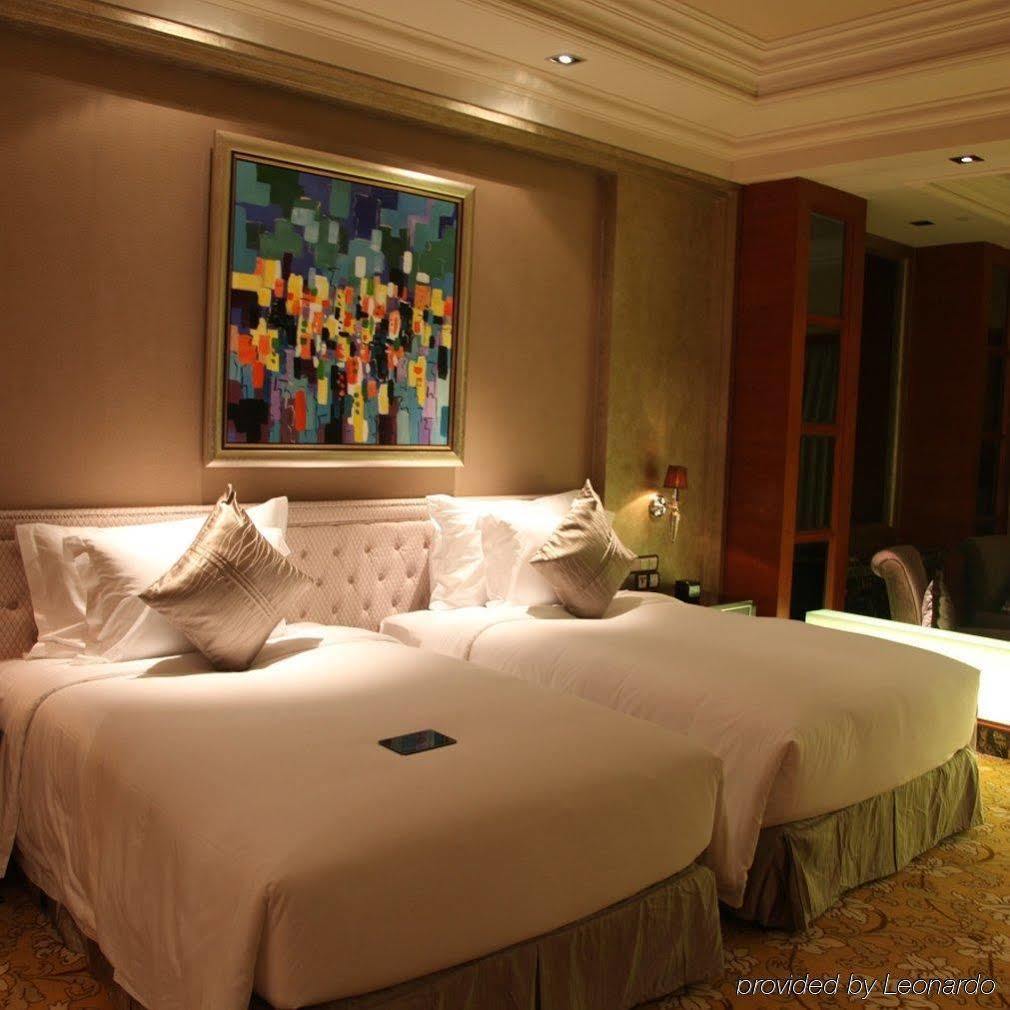 Chateau Star River Taiyuan Rum bild